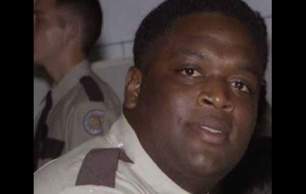 rick ross cop pictures. (RICK ROSS THE COP IS ON